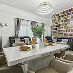 Apartman Nk In *