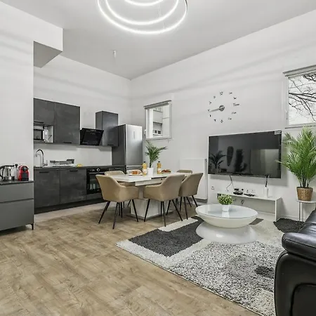 Nk In Bobigny