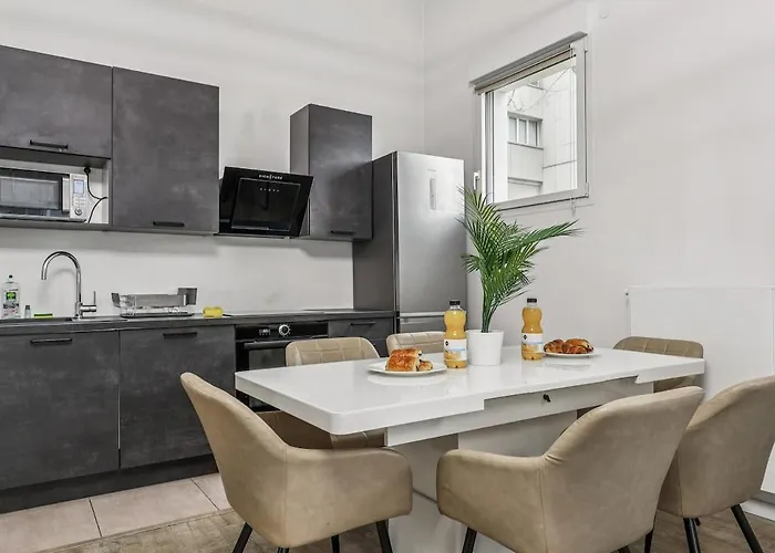 Nk In Apartment Bobigny